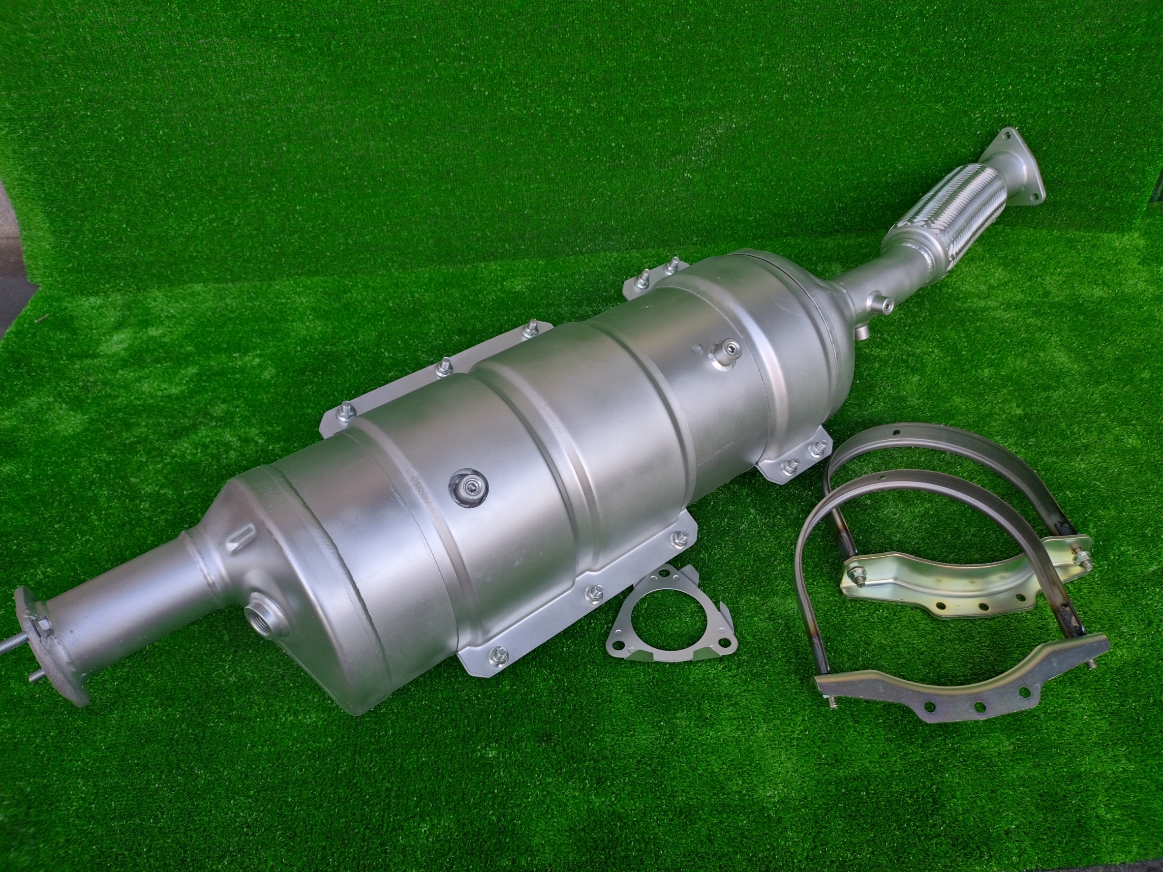 楽天市場】国内生産触媒 DPD DPF DPR リビルト品 トヨタ TOYOTA 日野