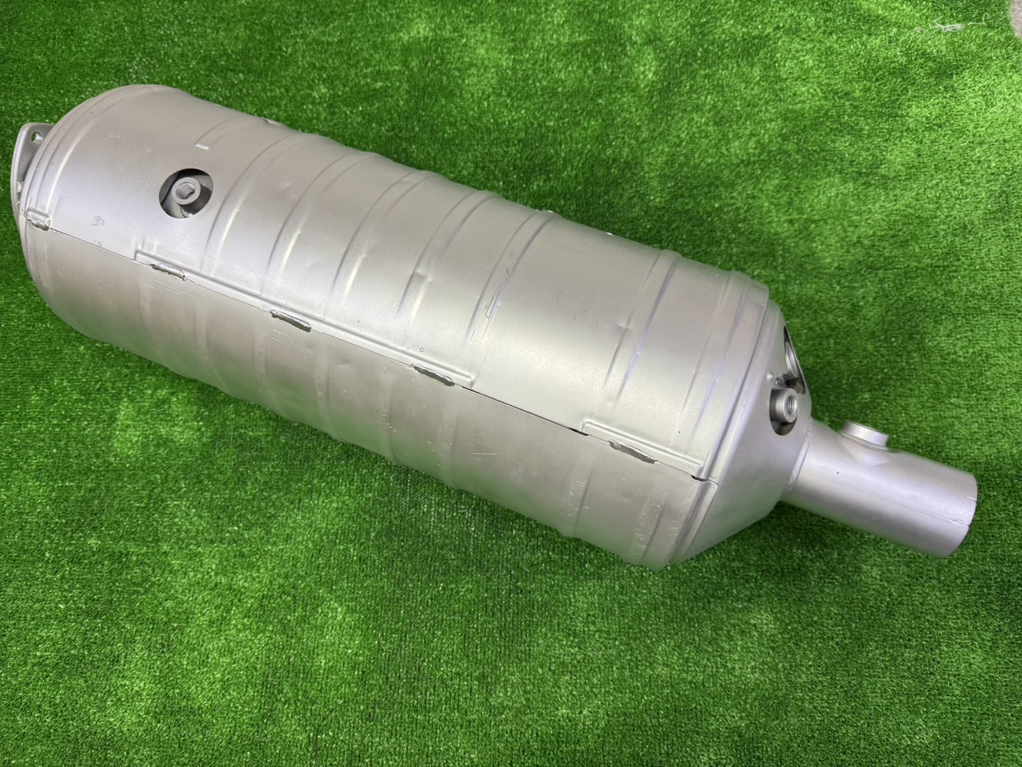 楽天市場】国内生産触媒リビルト品 SCR 三菱ふそう キャンター