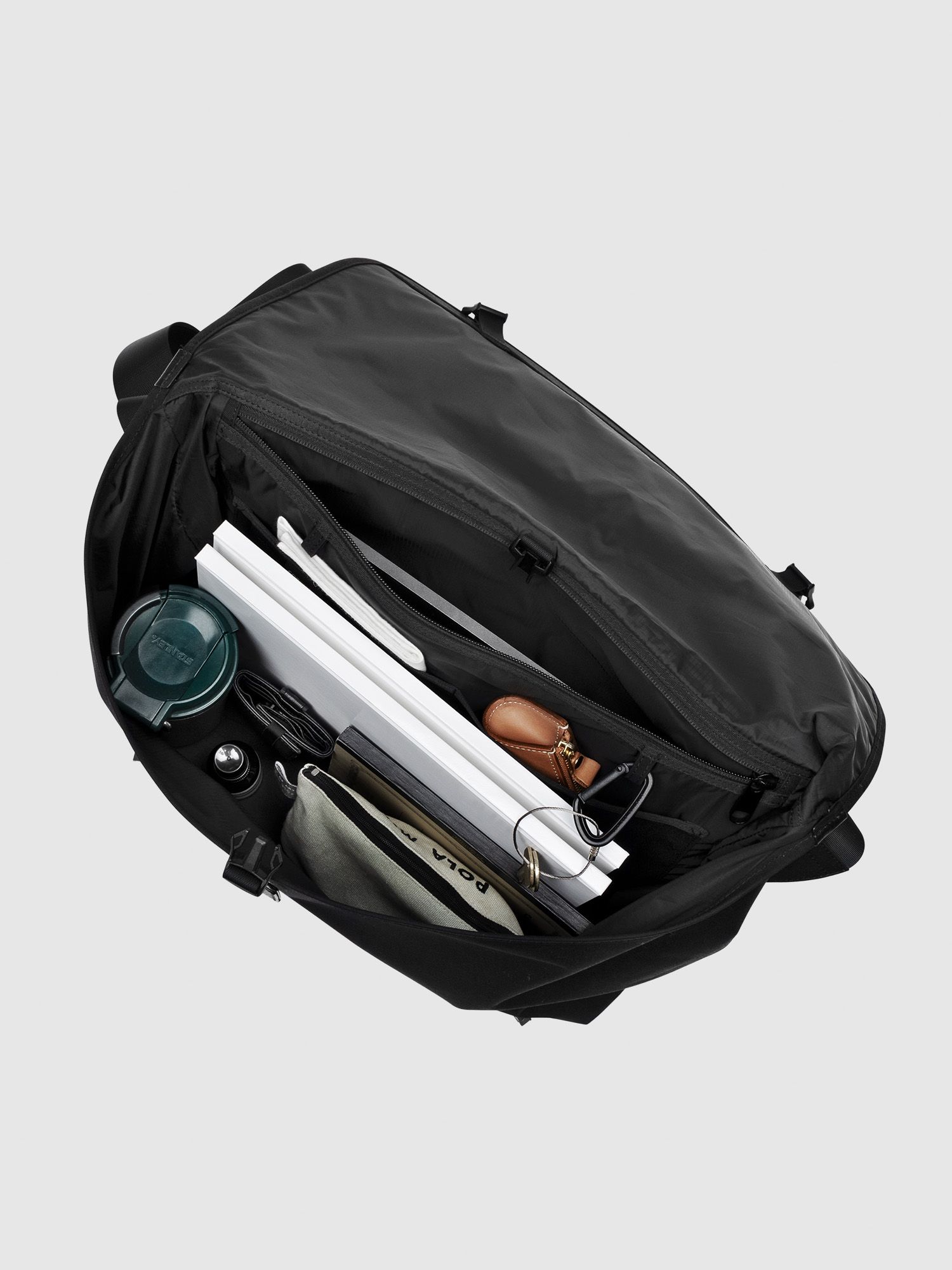 楽天市場】【土屋鞄公式】CORDURA®×レザー コンビメッセンジャーバッグ