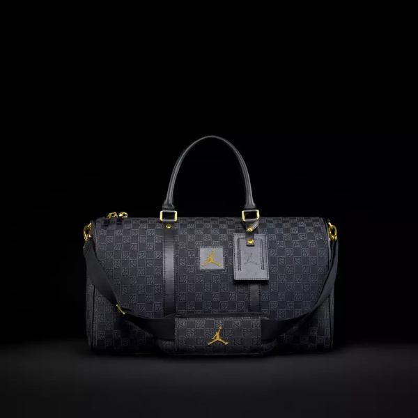 楽天市場】【送料無料】nike ナイキ 【エア・ジョーダン】 大容量