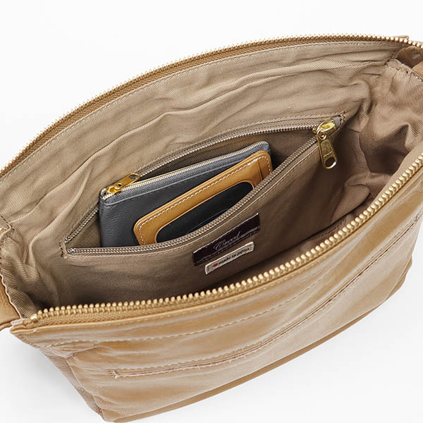 表千家 千宗左 而妙斎 家元 短冊 短冊掛 春風吹又生 表千家 千宗左 而