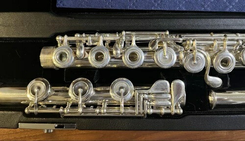 楽天市場】ヤマハ YFL81H フルート オールシルバー クラッチ E