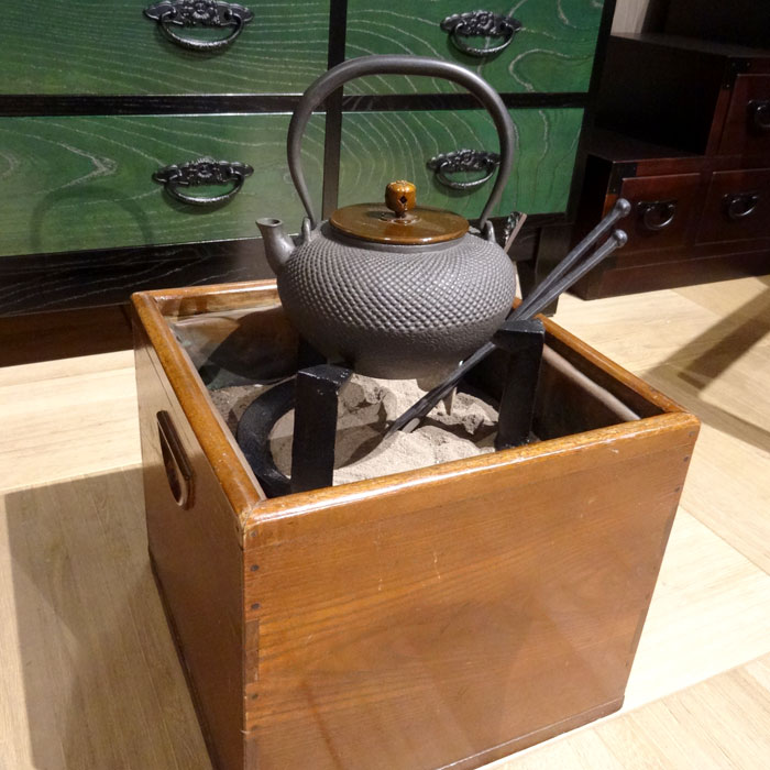 天然木 火鉢 囲炉裏 無垢 関西火鉢 長火鉢 火鉢 囲炉裏 大和火鉢 座敷