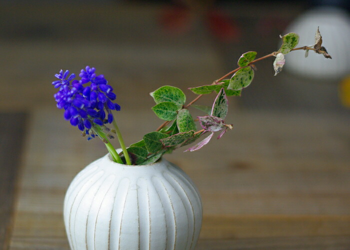 楽天市場】【max30%offクーポンあり】徳利型 一輪挿し 一輪差し 益子焼