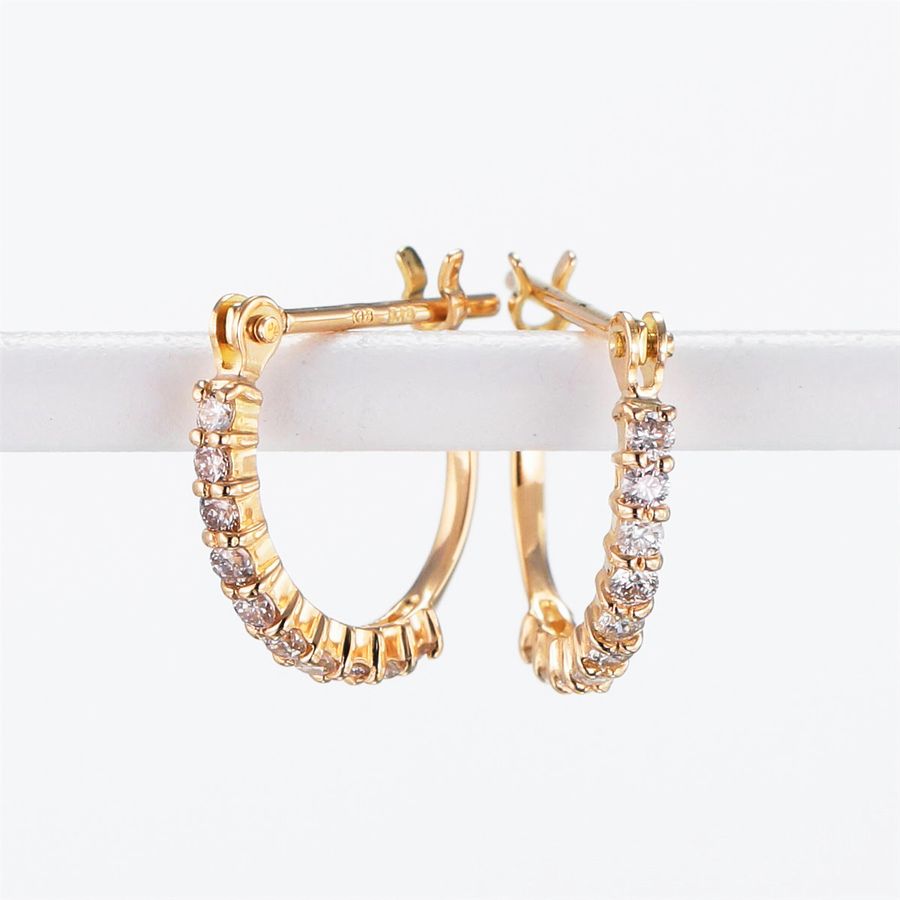 楽天市場】ダイヤモンド ピアス K18 フープピアス ハーフエタニティ 両