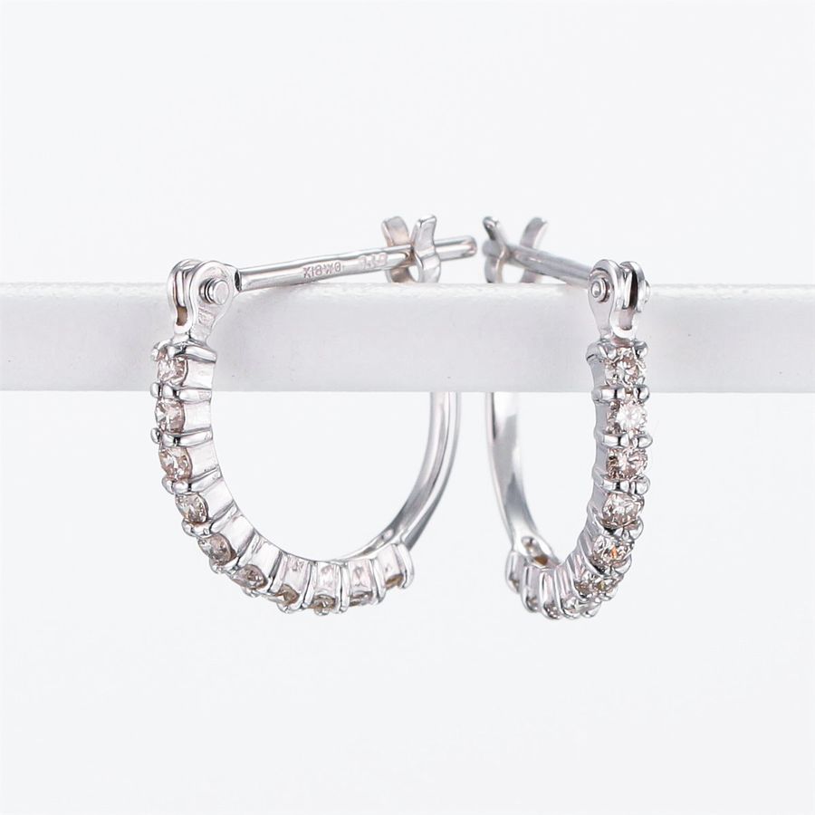 楽天市場】ダイヤモンド ピアス K18 フープピアス ハーフエタニティ 両