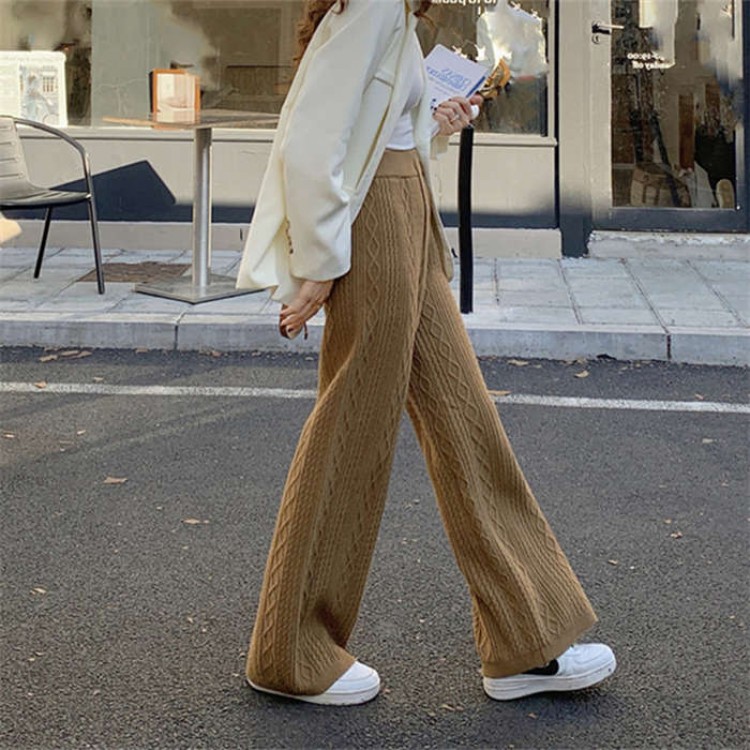 楽天市場】【期間限定2点購入で300円OFF！】ケーブルニットパンツ