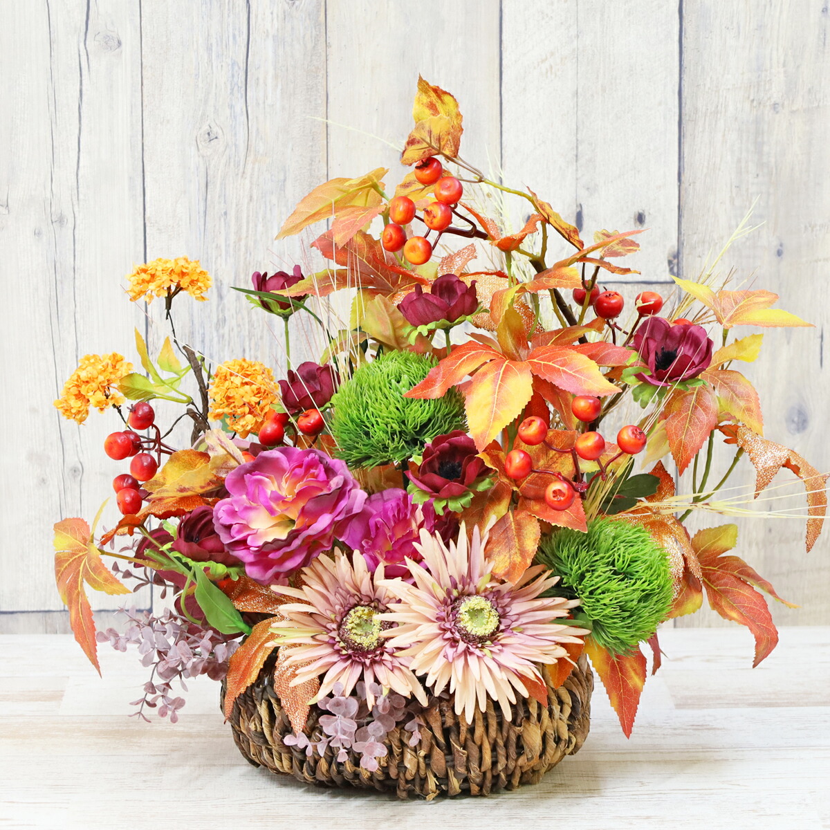 楽天市場】造花 錦秋もみじにてまり草とアネモネなどの秋アレンジ 秋の