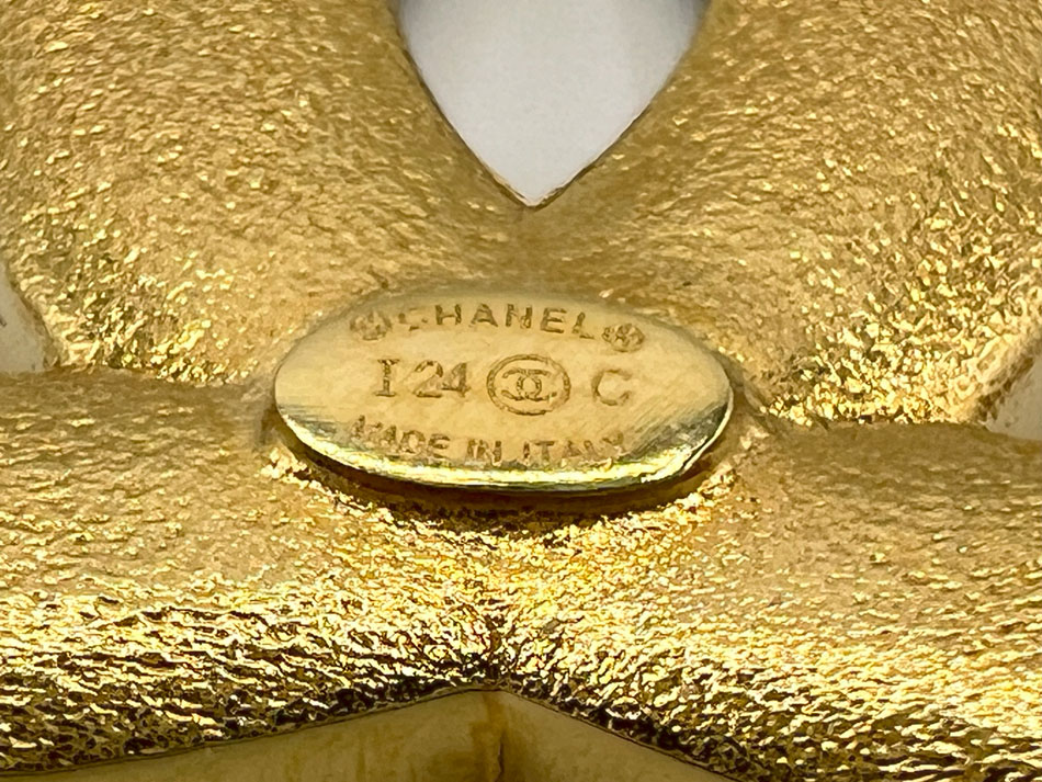 楽天市場】CHANEL シャネル ブローチ ピン CCマーク スター ラメ