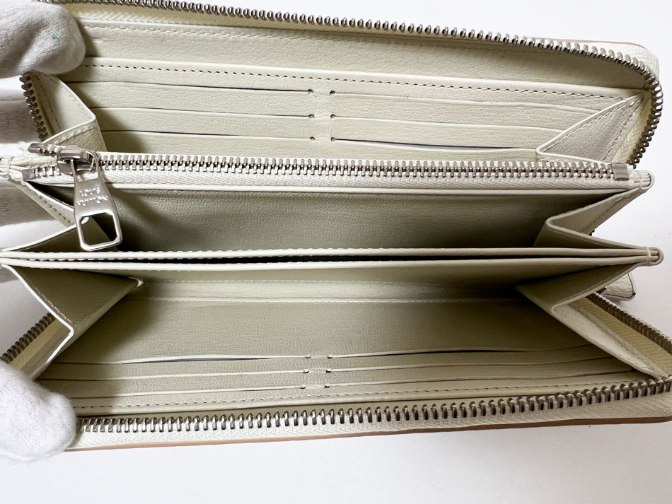 楽天市場】LOUIS VUITTON ルイヴィトン パイソン ジッピーウォレット