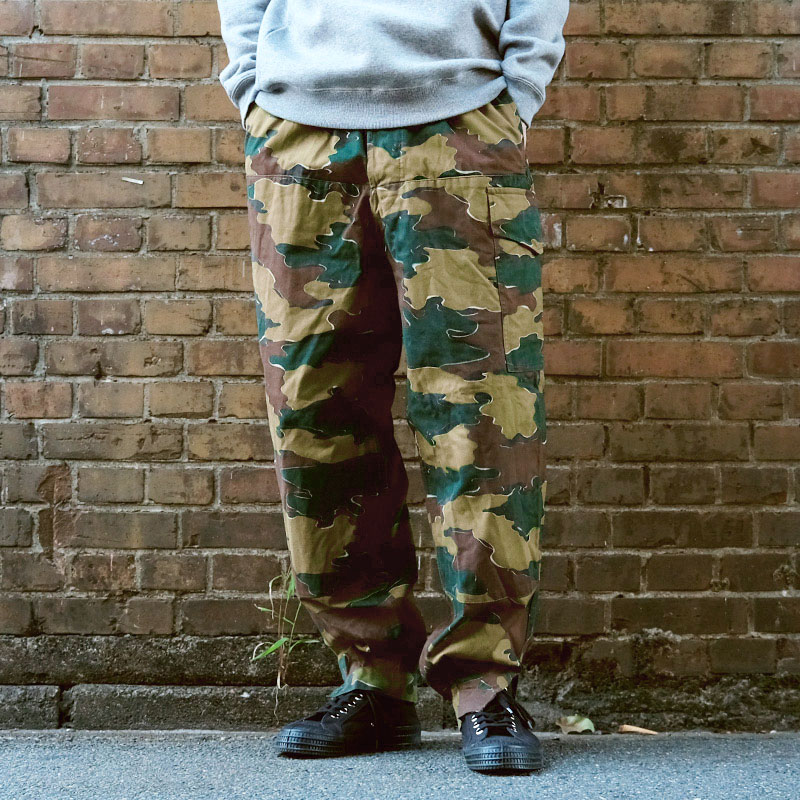 SYAR新品未使用ヒステリックグラマー総柄カモフラベルト付きパンツ