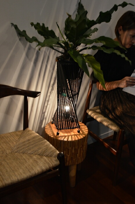 楽天市場】☆レビューで特典☆花台付きバンブートルネードランプM50