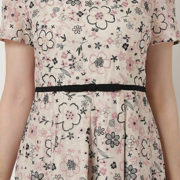 楽天市場】オーガンジー刺繍ワンピース／ローズティアラ（Rose Tiara