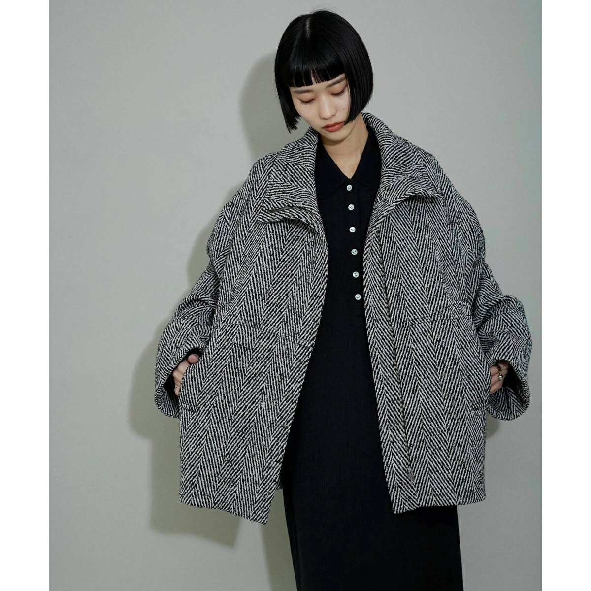 楽天市場】【WEB限定】スタンドカラーコクーンミドルコート