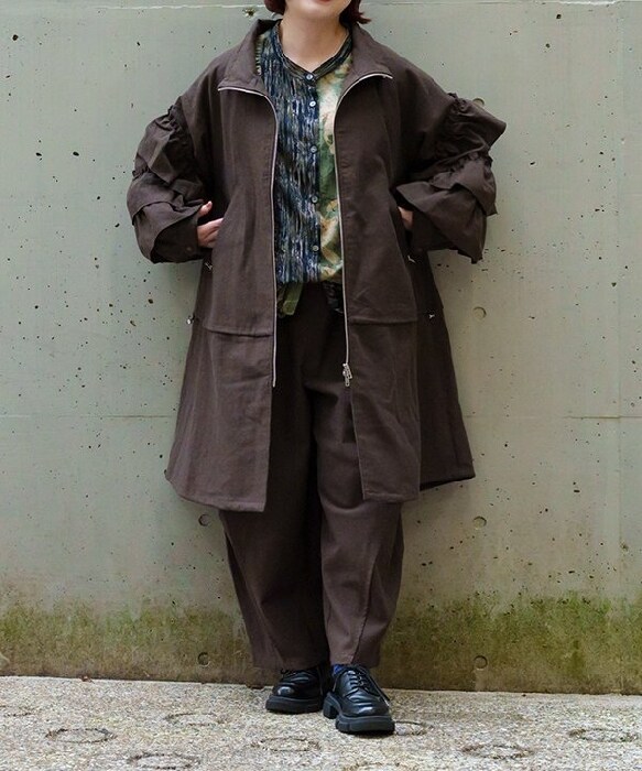 楽天市場】【大きいサイズ】フリルフリルロングコート／アズノゥアズ