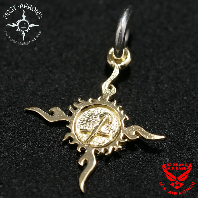 楽天市場】ポイント2倍!!ファーストアローズ K18透かしマークメタル