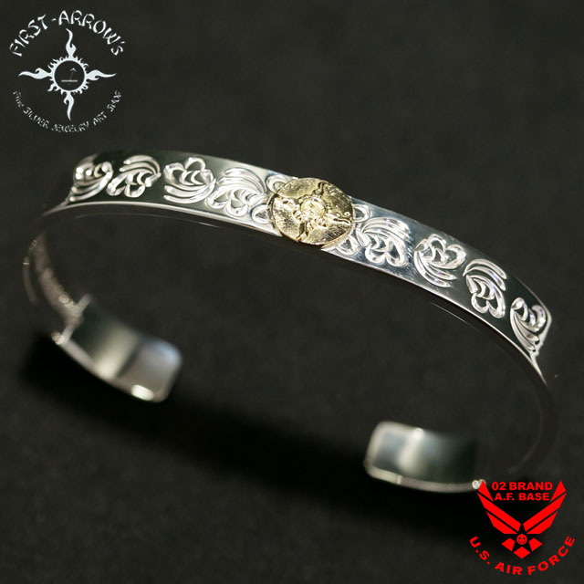 楽天市場】ポイント2倍!!ファーストアローズ K18付き唐草彫り バングル