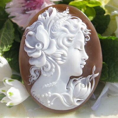 楽天市場】Americo Cervasio作シェルカメオルース【可憐な少女