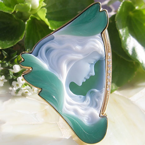 楽天市場】超希少作品 Sussanne Ostgen作 2色3層彫り 最高級グリーン