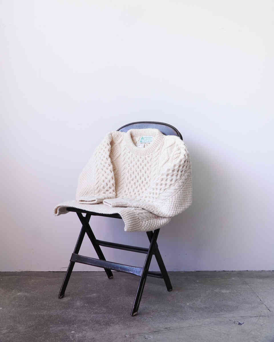 McQueen sweater [STRATHTAY by INVERALLAN ]