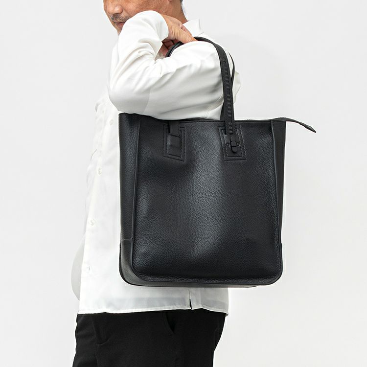 年末値下げ TOMOE INTRO LTO_R1 レザートートバッグ 美品 年末値下げ