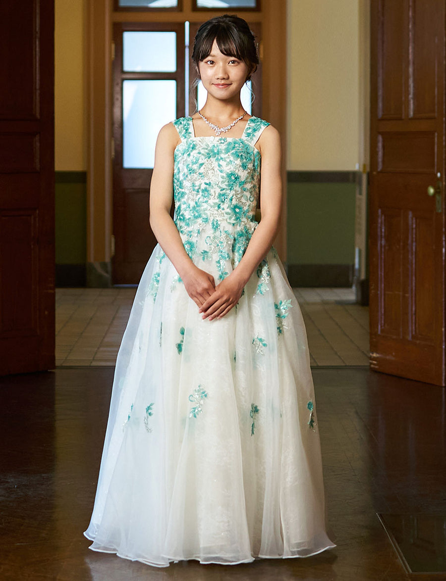 中学生 ピアノ発表会 ドレス・ジュニア 演奏会ドレスにお薦めホワイト