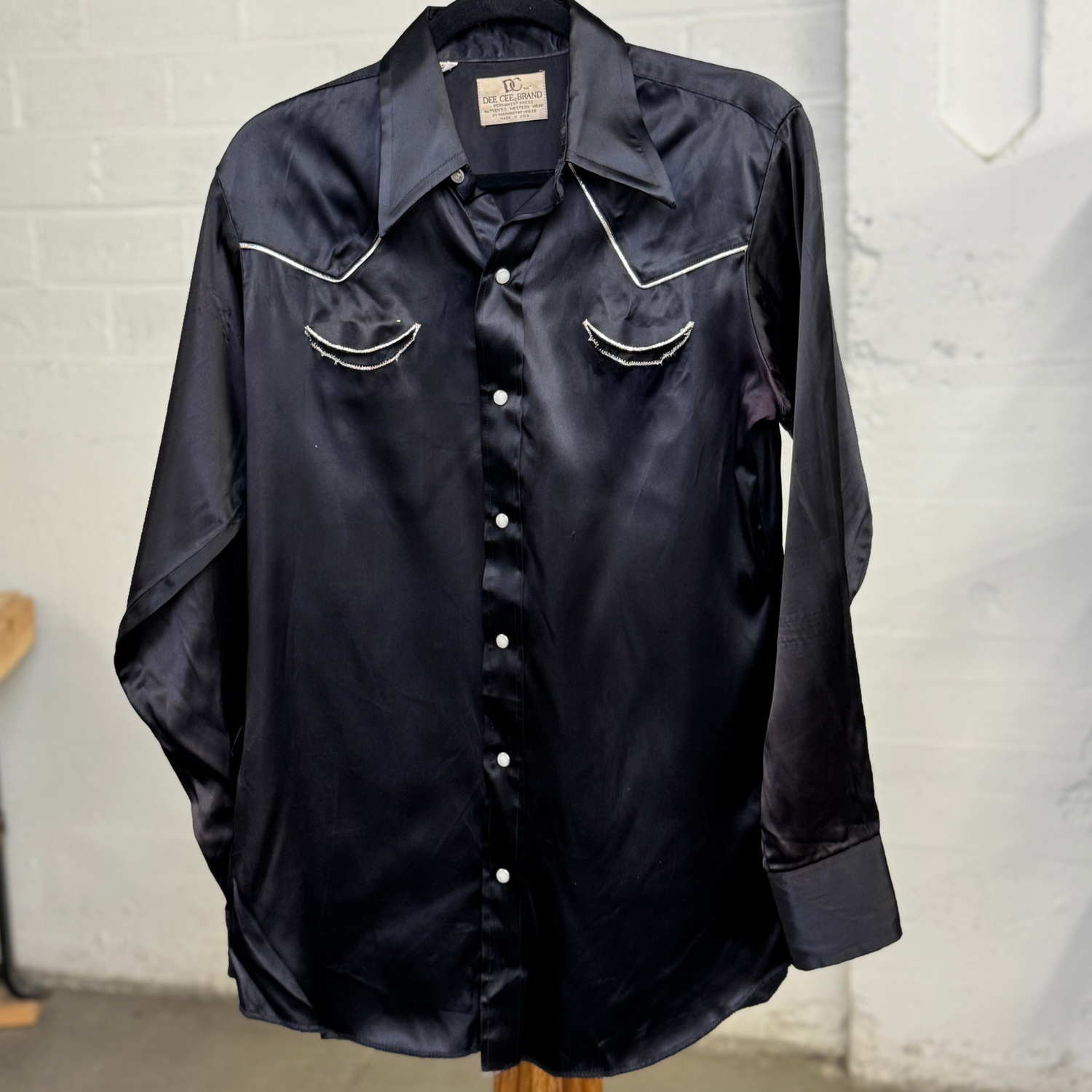 Vintage Dee Cee Brand Black Satin Western Shirt – Pearl Snaps