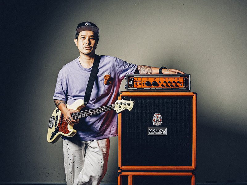 日向秀和（ひなっち）モデルのアンプヘッド、OrangeAmps「4 Stroke 500