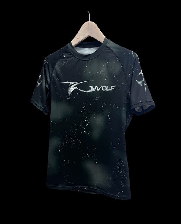 TYRANTWOLF RASH GUARD of TYRANTWOLF 公式オンラインストア 篠塚辰樹