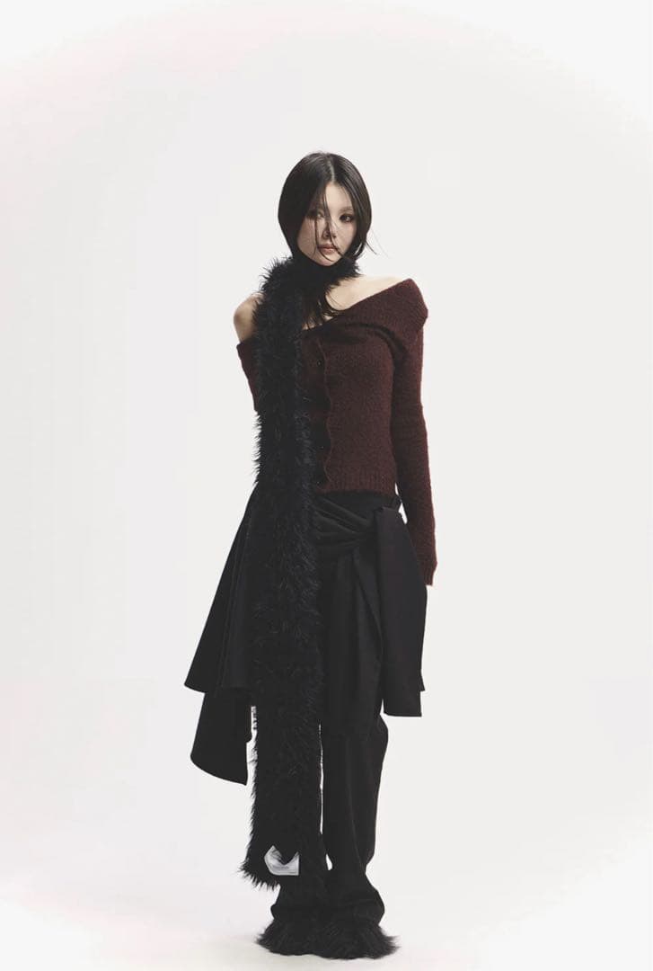 The Red Thread S fold collar off-shoulder knit