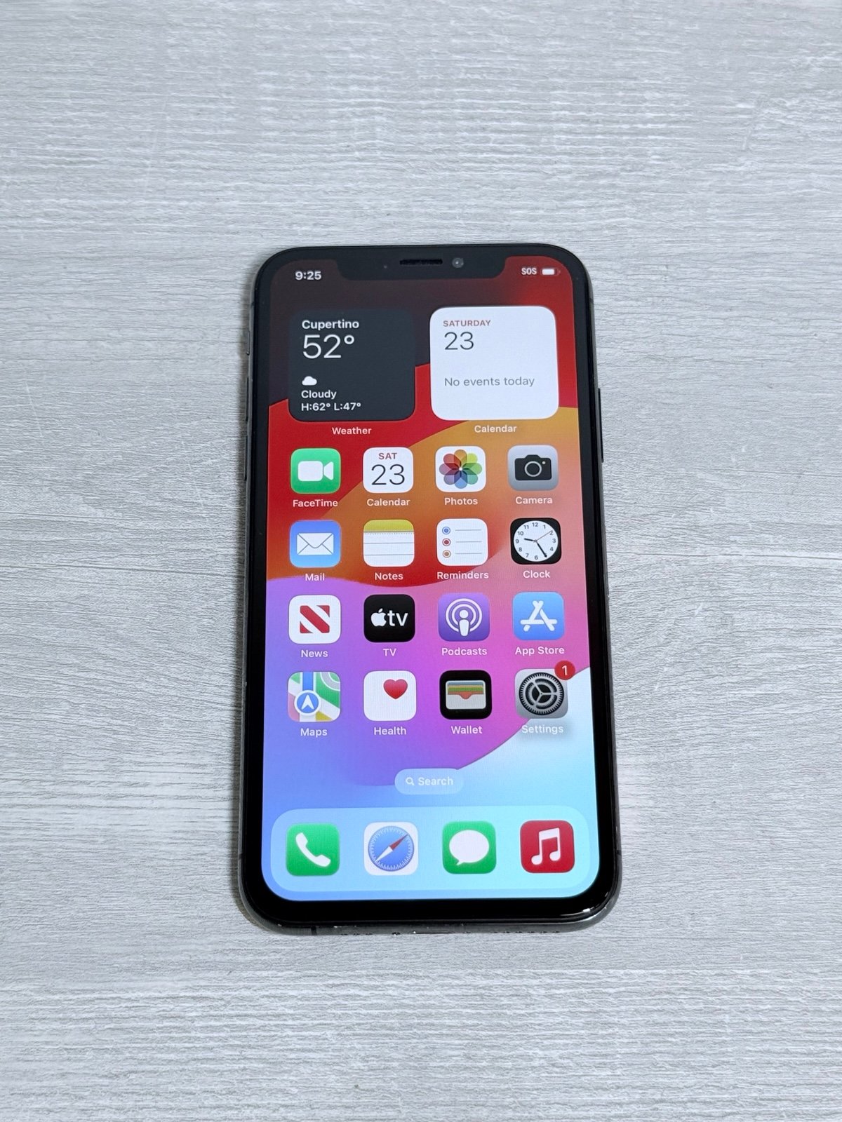 Apple iPhone XS 64GB Gray Unlocked | Mercari