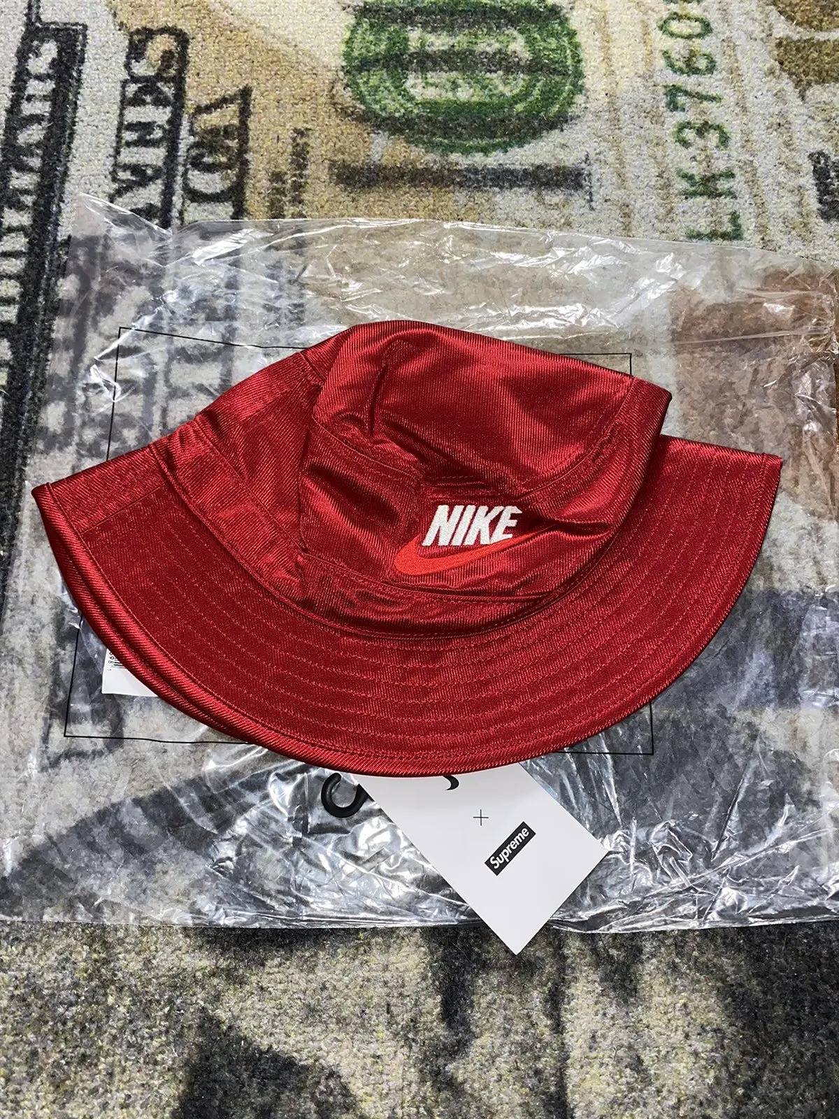 Nike Supreme Dazzle Crusher ( SMALL / MEDIUM | Mercari