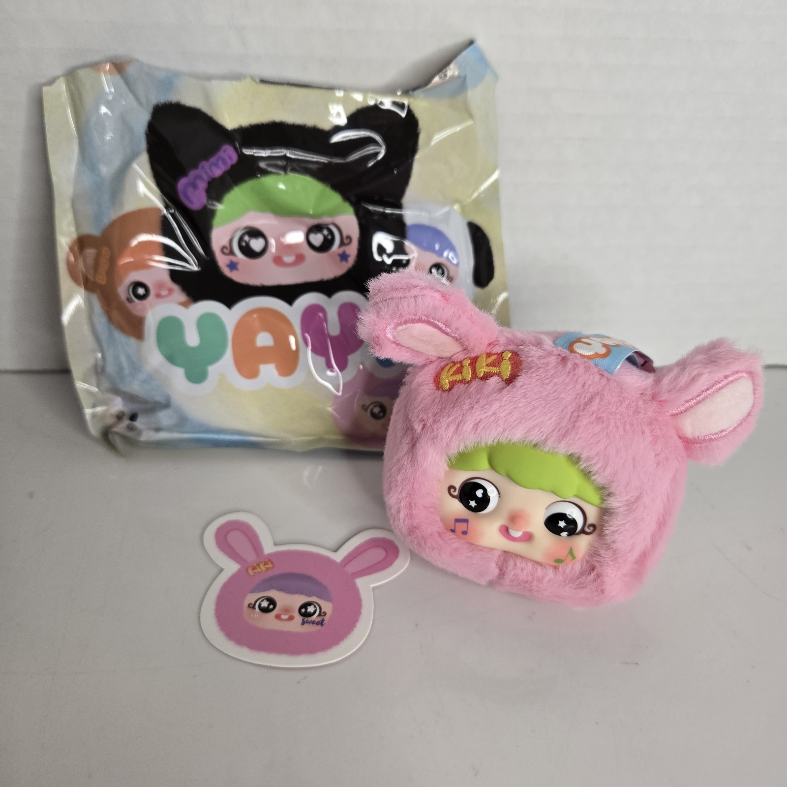 m55998068733_1.jpg?1764730786&