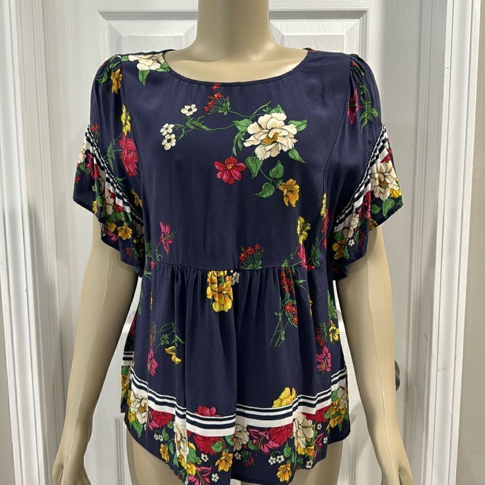 melt the lady Petal Snake Short Pants