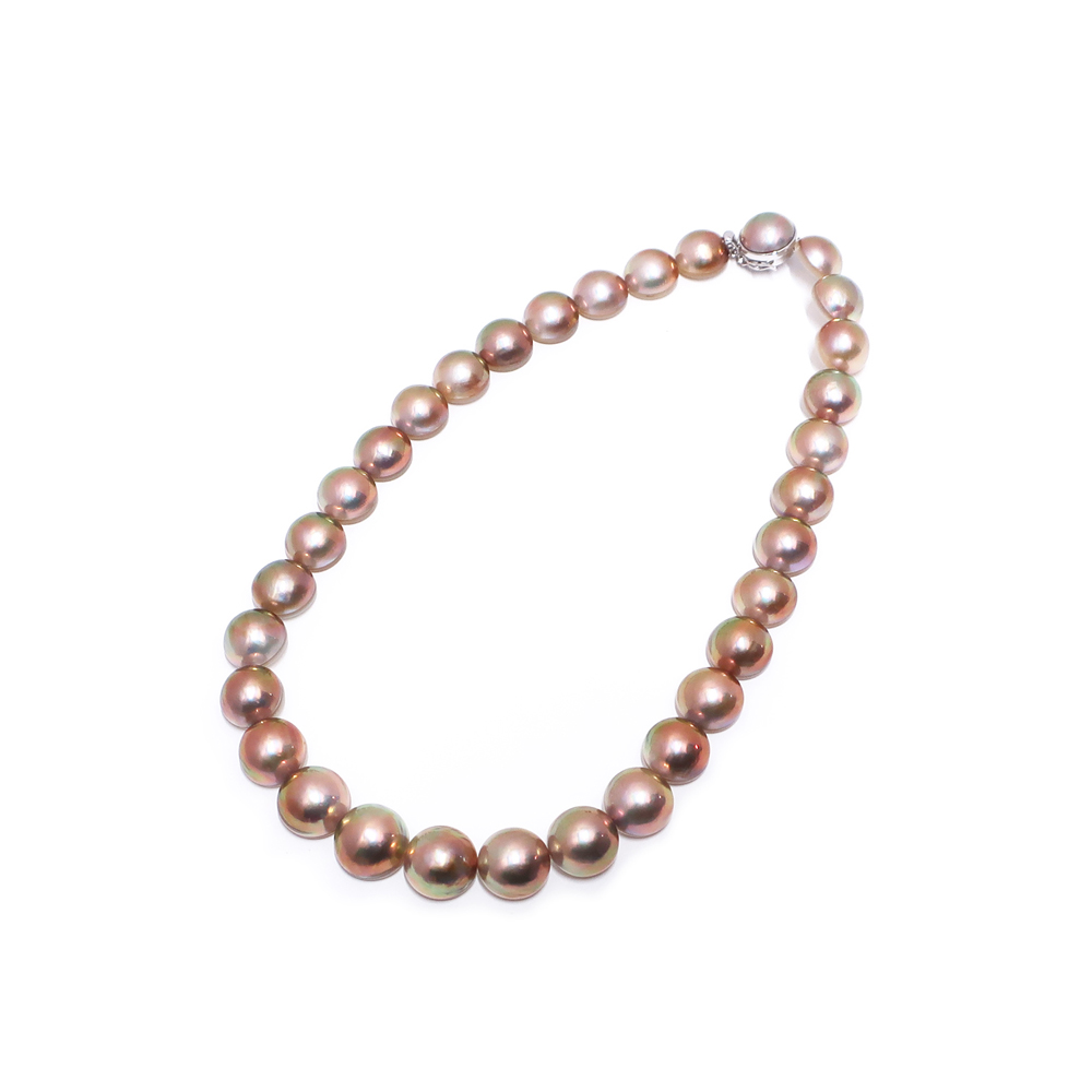 お買取りしました！ タサキ TASAKI マベパール ネックレス K14WG 田崎