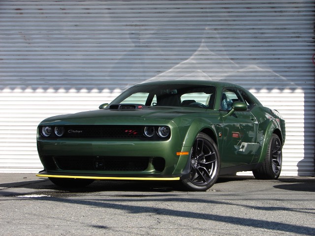 F8 Green 2021 CHALLENGER SCAT PACK SHAKER WIDE BODY入庫しました