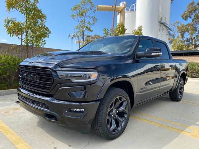 2022y ダッジ・ラムトラック・1500リミテッドクルーキャブ4WD入庫