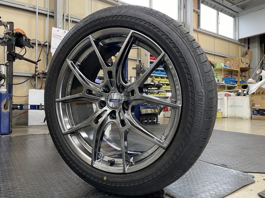 レクサスNXにRAYS グラムライツ 57FXZ！FACE1でもしっかりコンケイブし