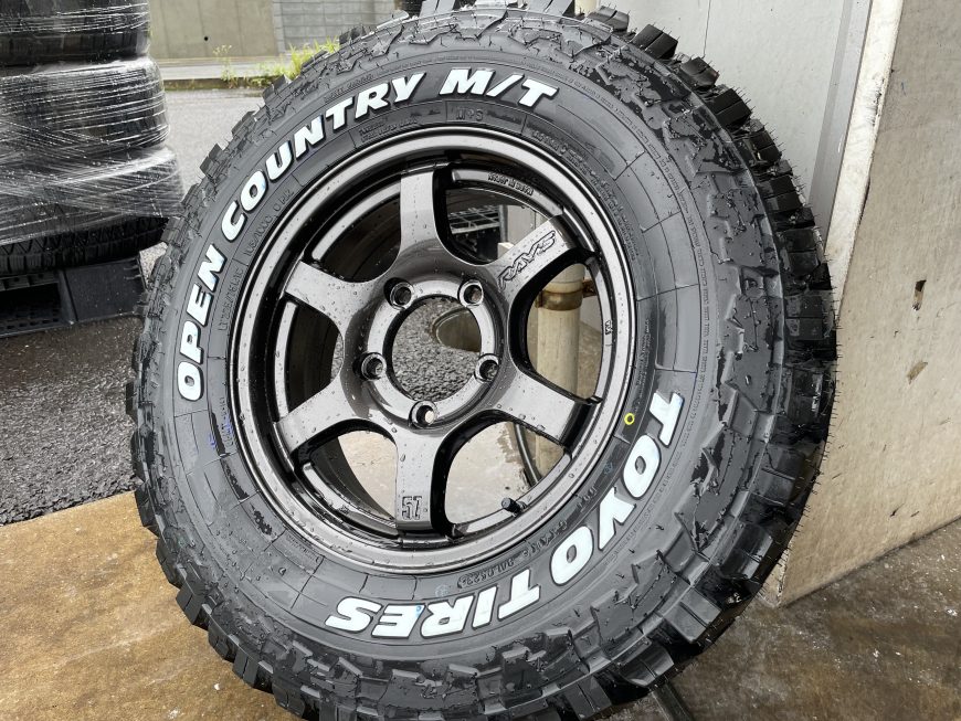 JB64ジムニーにグラムライツ 57DR-X！合わせるタイヤはオプカンMTの225