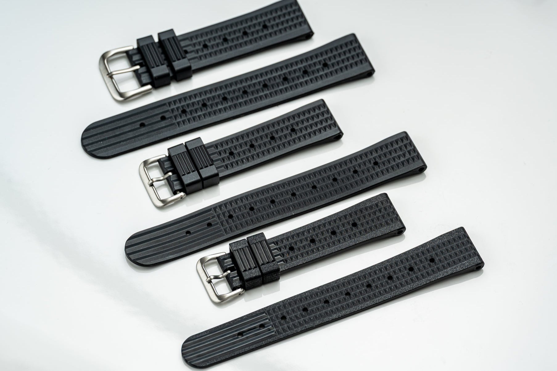 Black Rubber Waffle Strap (19/20/22mm) – Uncle Straps