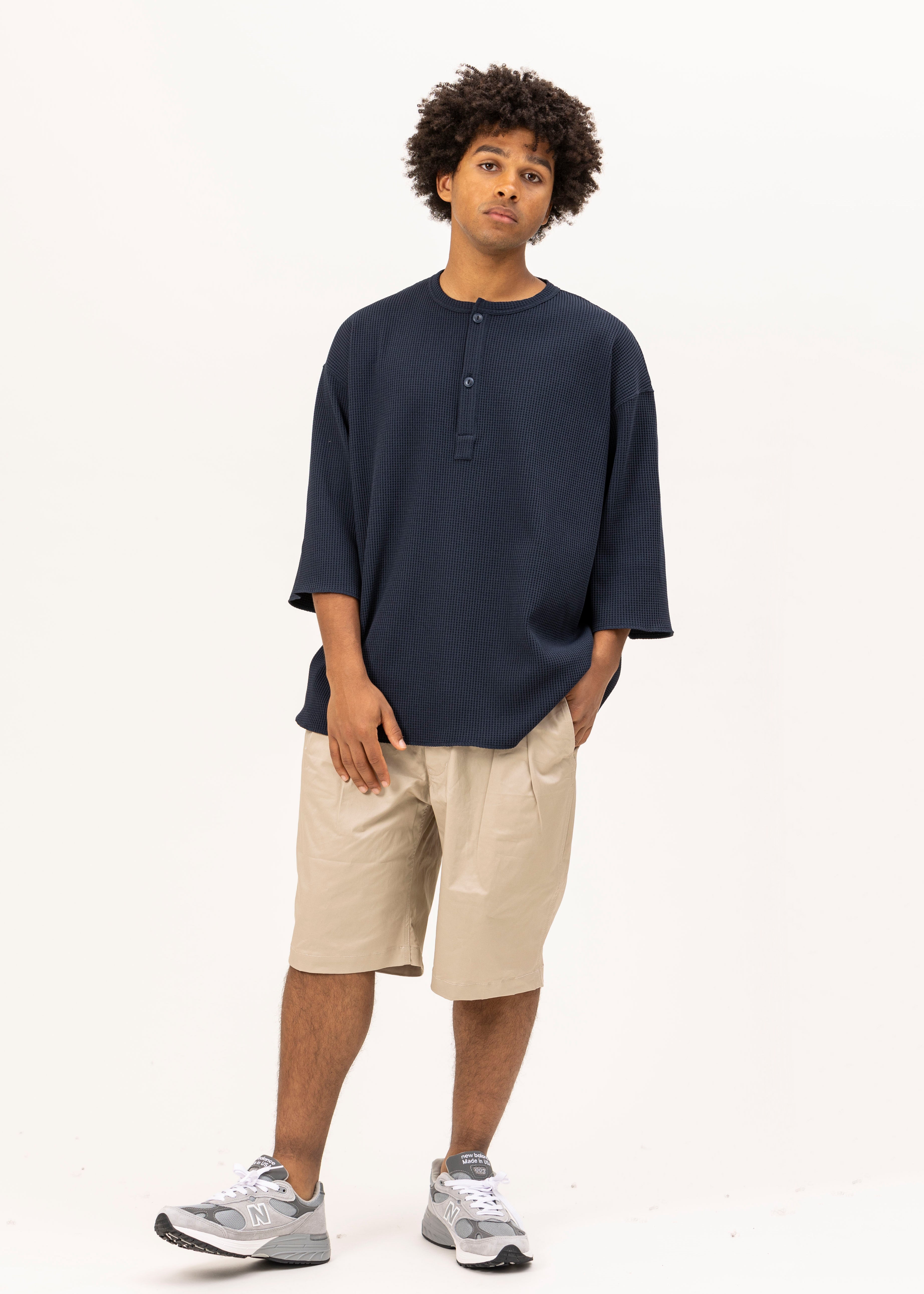 STRETCH CHINO CLOTH TWO TUCK WIDE HALF PANTS – UNFRM®️ OUTDOOR