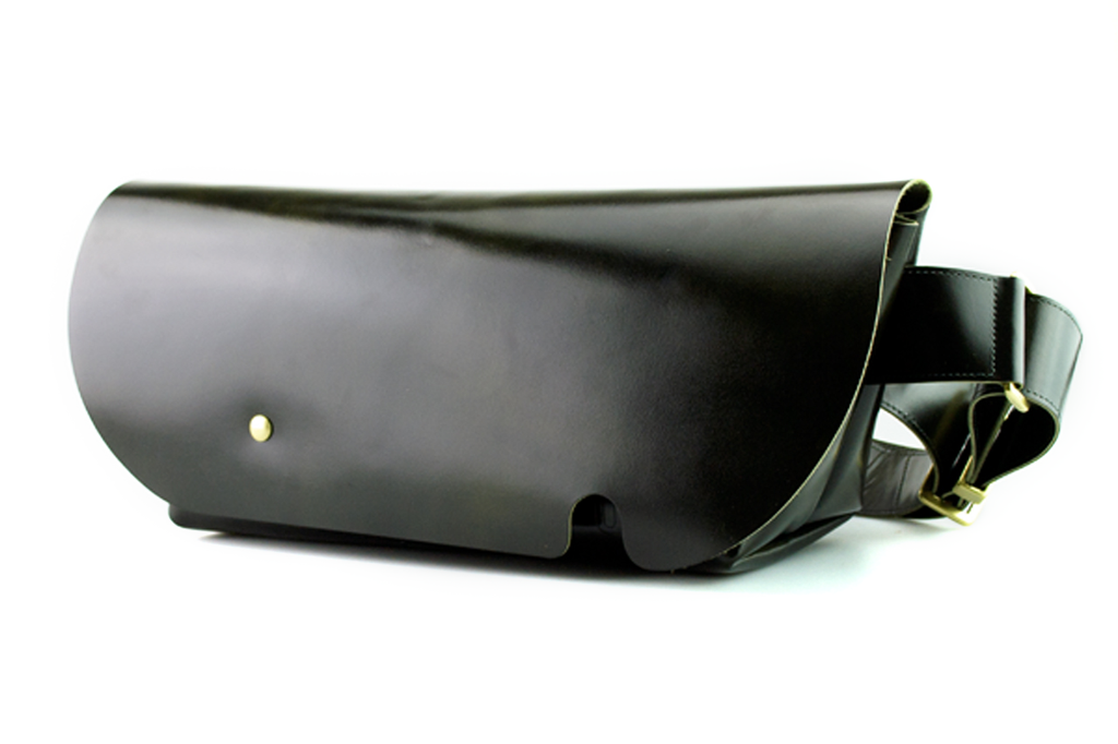 希少】 オーダーメイド品 Uni&co メッセンジャー オールレザー 黒