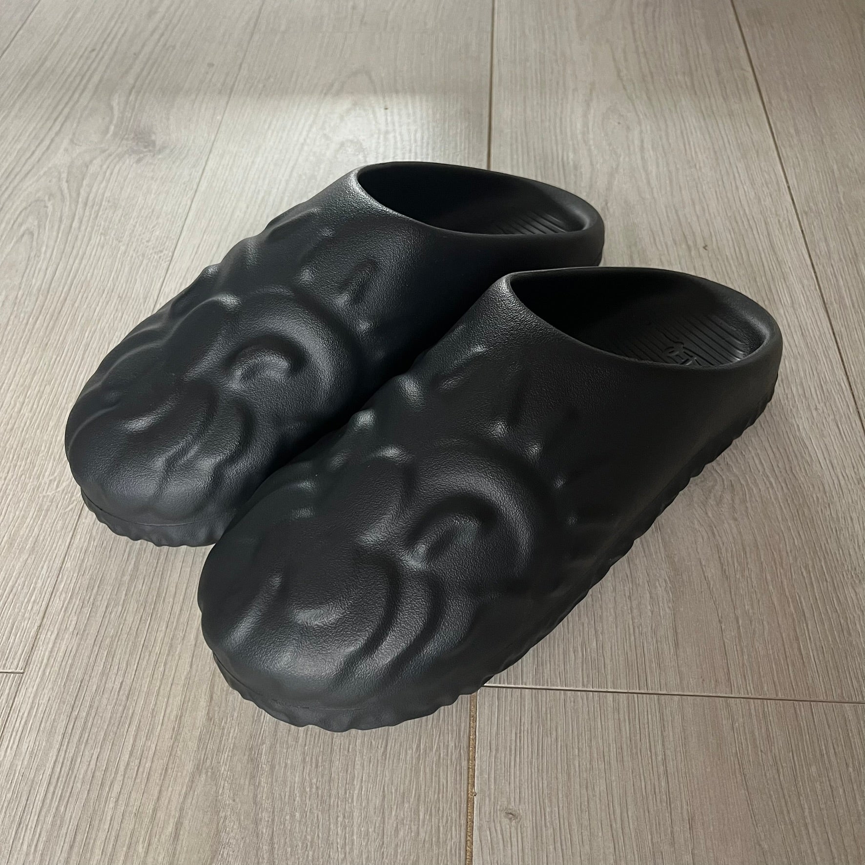 SlawnShapesBlackChompazSliders