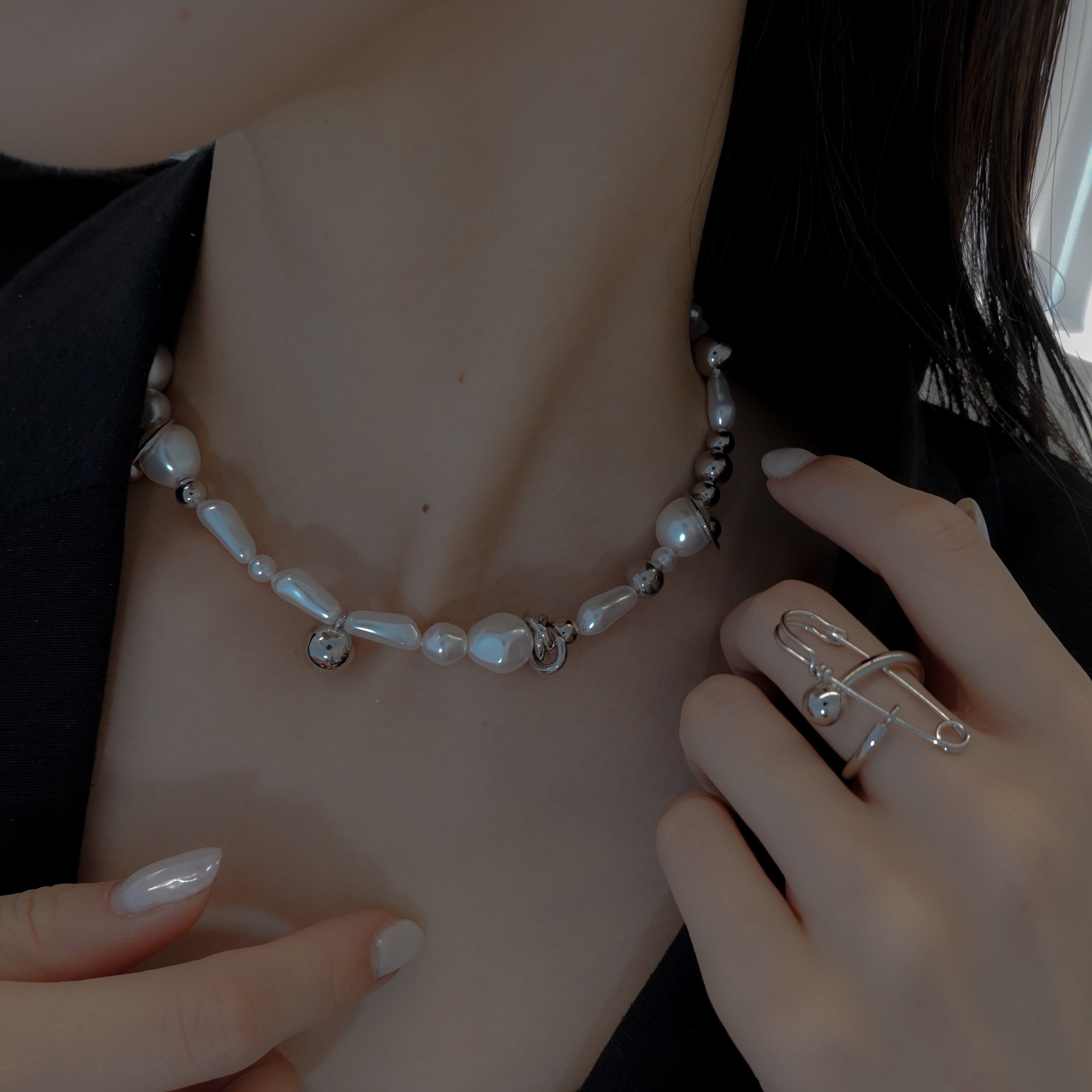 Justine Clenquet シルバー ネックレス (パール) Sidney choker – unigem