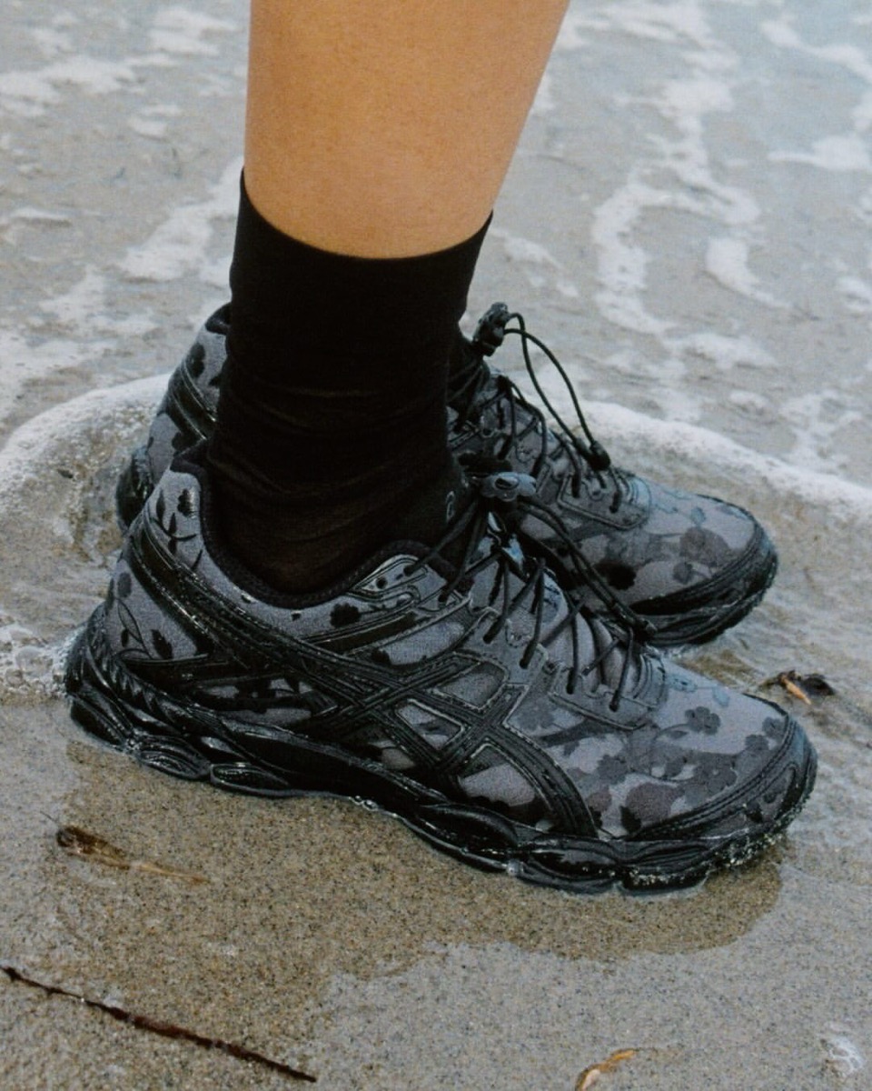 Cecilie Bahnsen x ASICS Gel-Cumulus 16 SSCBが国内6月27日より発売