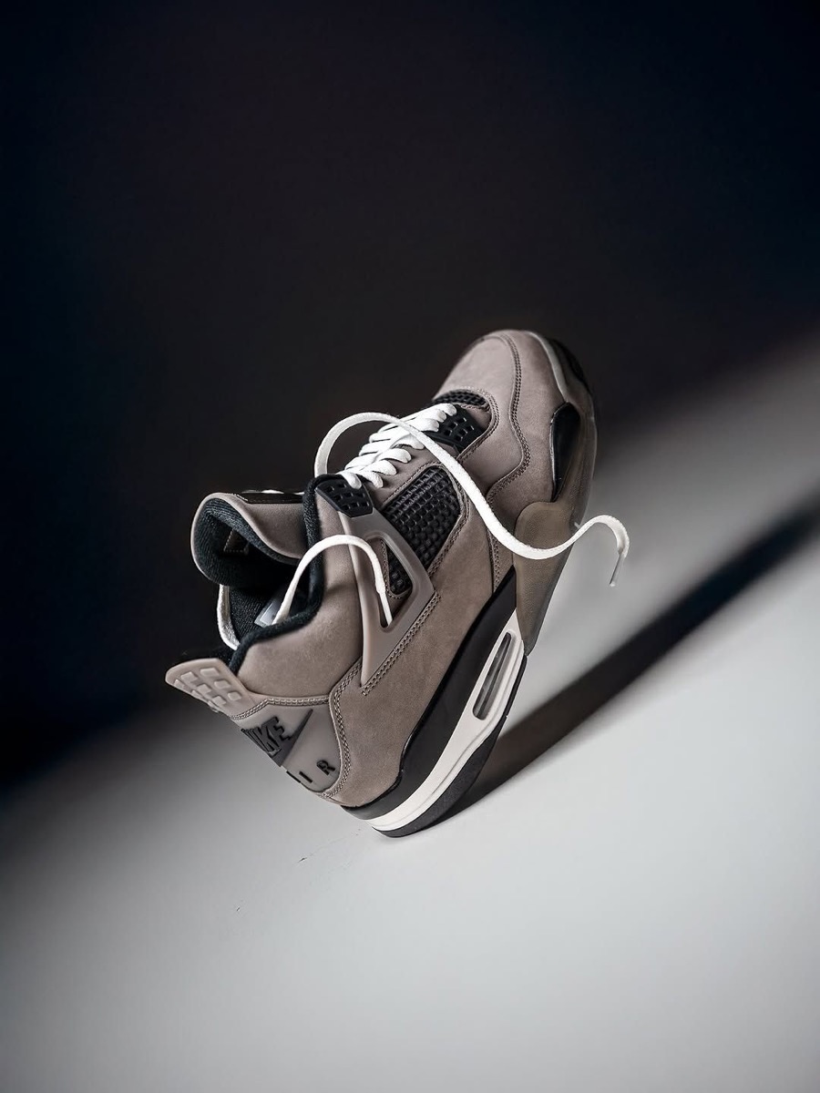 Nike Air Jordan 4 Retro “Cave Stone”が国内9月6日より発売 ［FQ8138