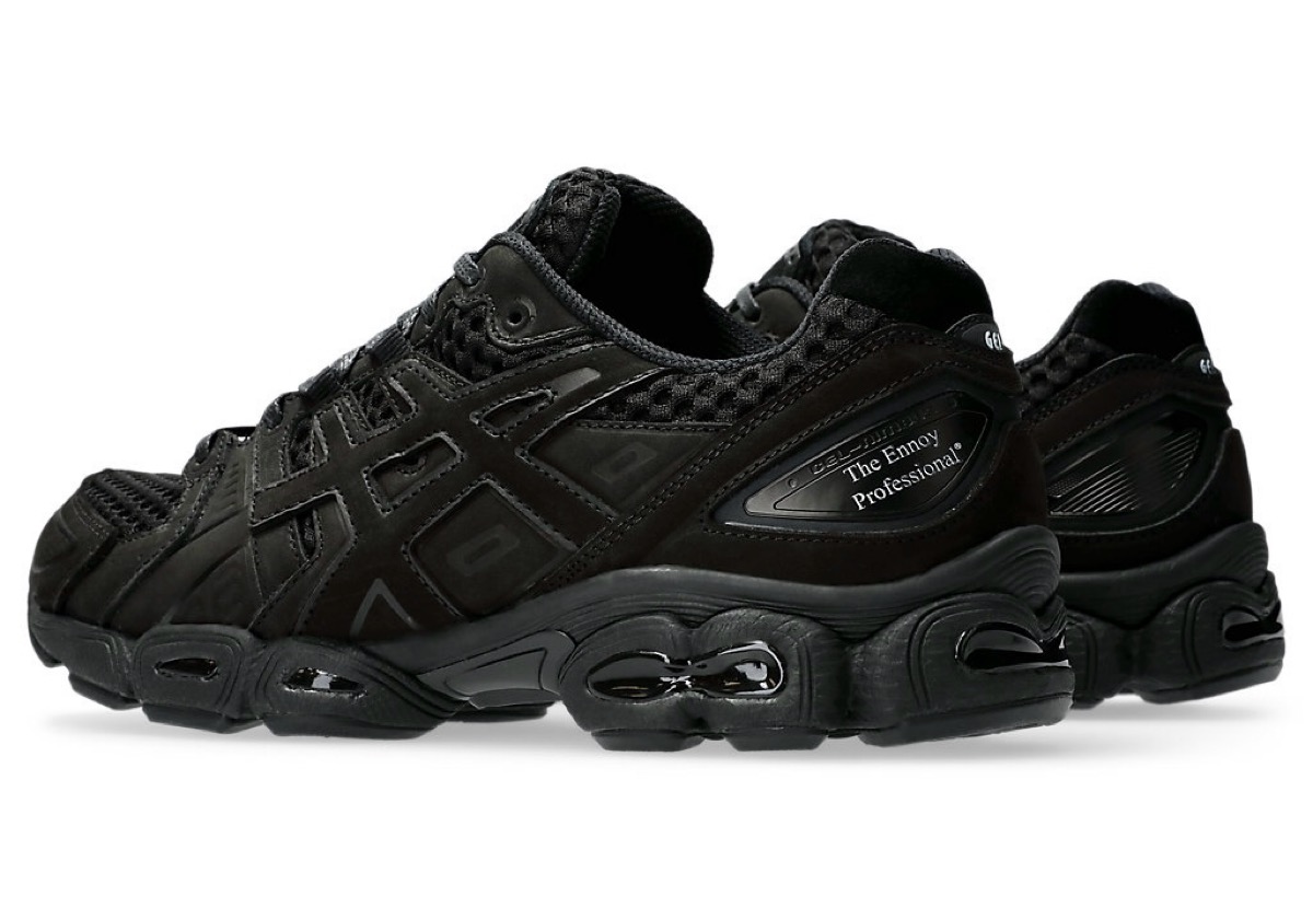 ENNOY × スタイリスト私物 × ASICS『GEL-NIMBUS 9 GTX “TRIPLE BLACK