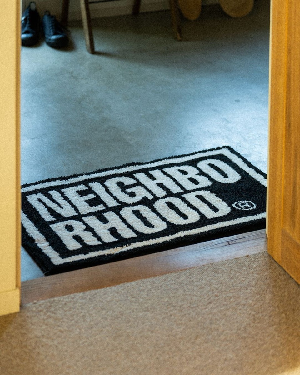 NEIGHBORHOOD®︎ × Gallery1950 ラグマットが国内2月23日に発売 | UP