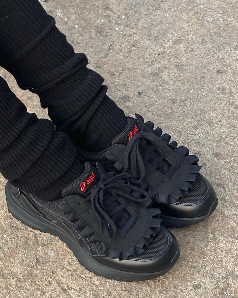 ASICS × SHUSHU/TONG 『TARTHER SC PLUS』が12月24日より発売 | UP TO DATE