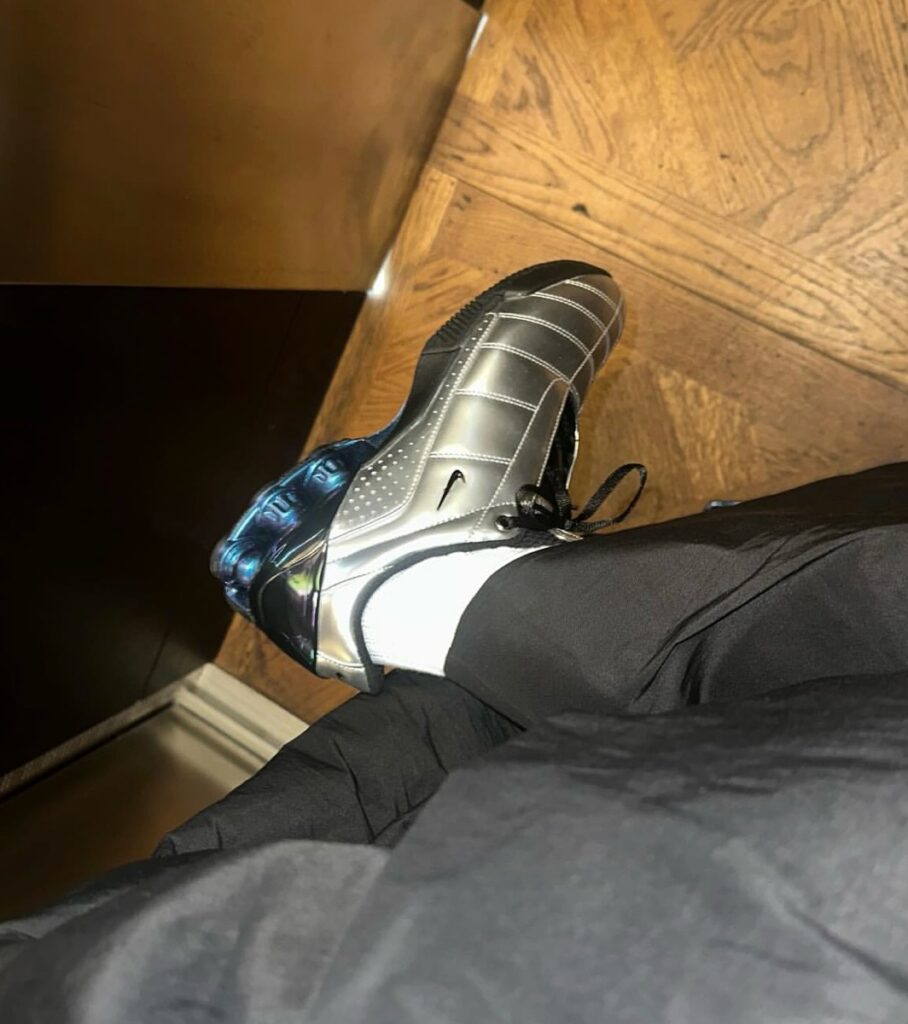 Maha Amsterdam x Nike Total 90 Shox Magia SP “Metallic Silver”が7